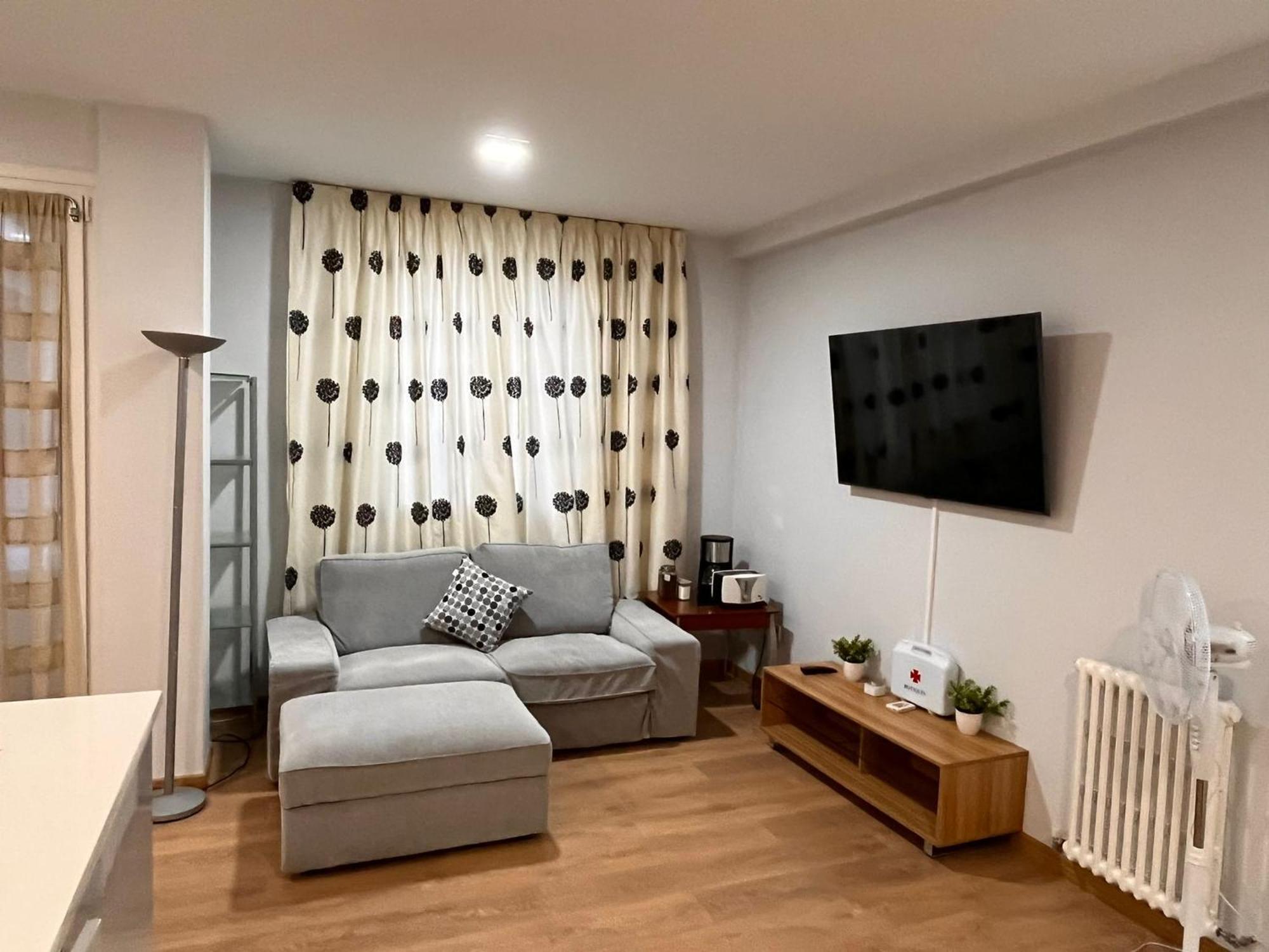 Habitacion En Vivienda Centrica Bilbao Lejlighed Værelse billede